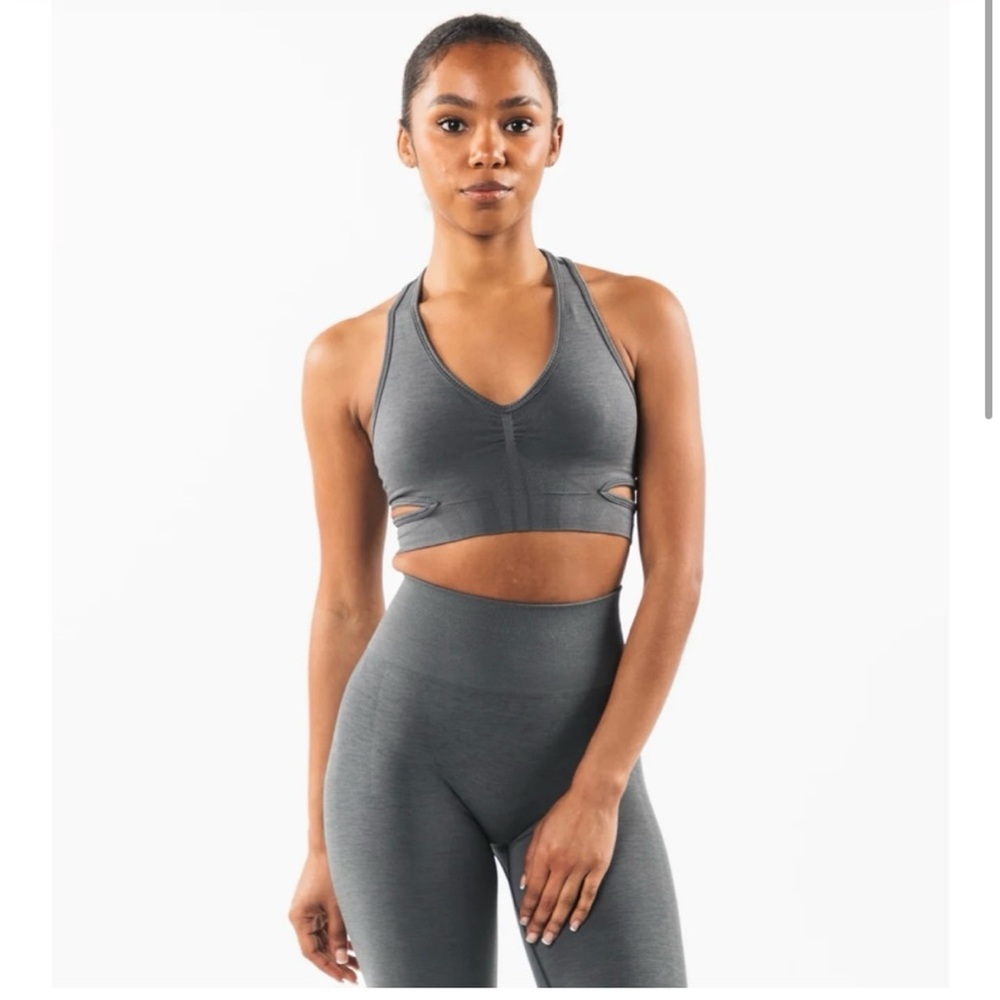 Alphalete Stratus Bra - Smoke M new